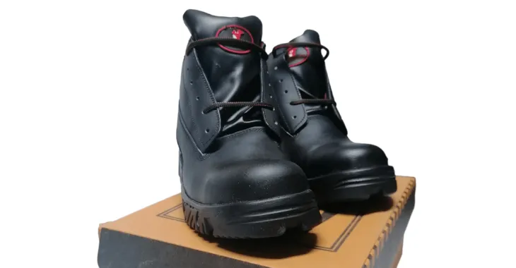 Thomson&Boots